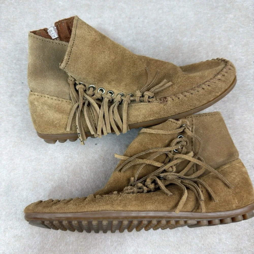 Vintage Minnetonka Boots Women's 6 Brown Suede Moccasin Fringe Zip Soft Sole 663
